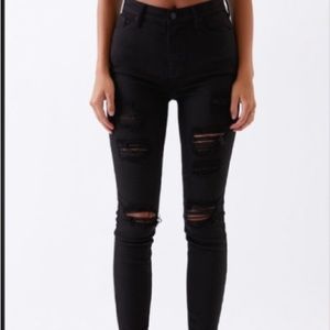 PACSUN BLACK SUPER STRETCH RIPPED JEGGINGS